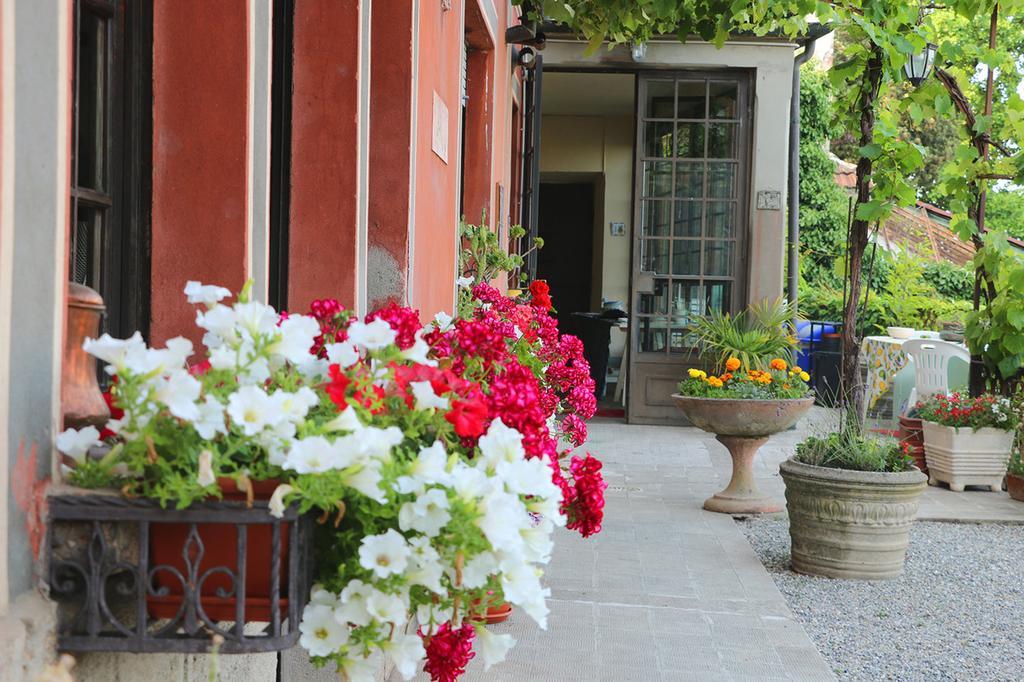 B&B La Finestra Sul Fiume Vaprio d'Adda Luaran gambar